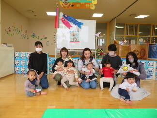 写真:4月24日活動風景・完成後に写真撮影