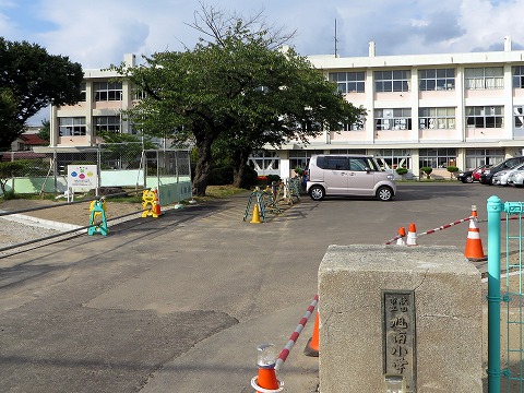 写真：投票所の外観