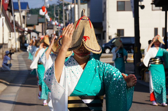 写真：おけさまつり