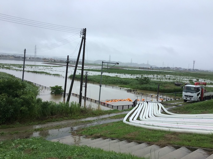 古川排水樋門排水状況3