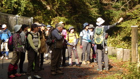 活動の様子：登山道2