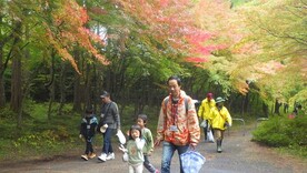 活動の様子:ダムハイキング