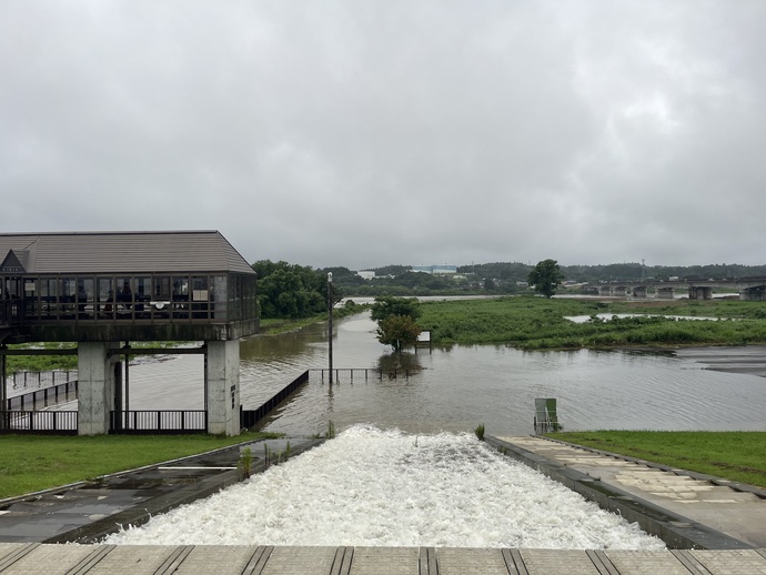 古川排水樋門排水状況4